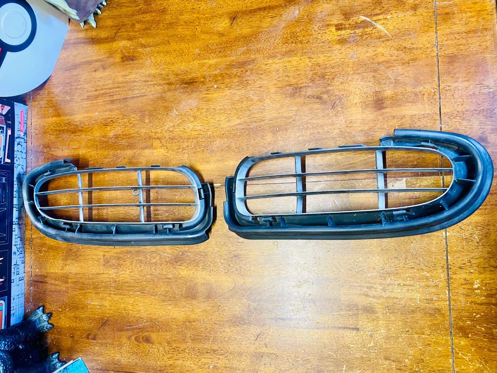 2 OEM 97-02 PORSCHE Boxster 986 Left Right Front Bumper Cover Fog Grilles Grill