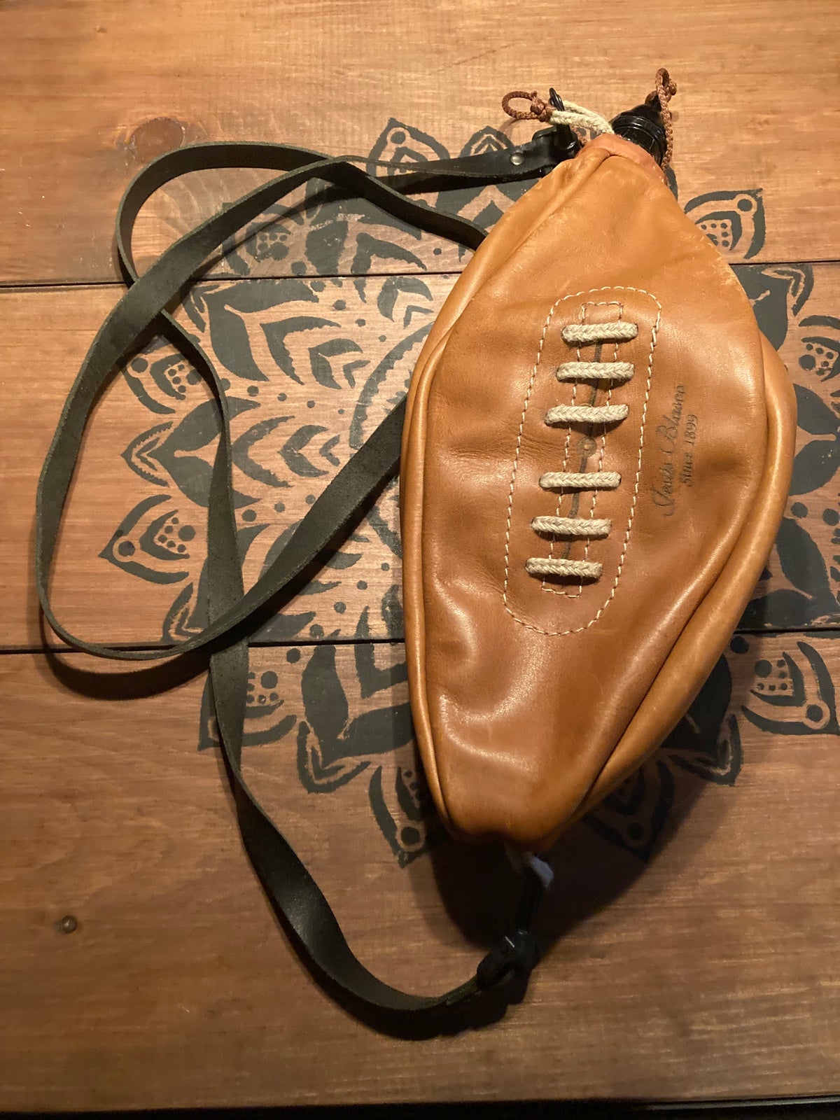 Handmade Leather Football Spanish Leather Bota Bag Rugby Ball Wineskin Handmade Leather Football Spanish Leather Bota Bag Rugby Ball Wineskin