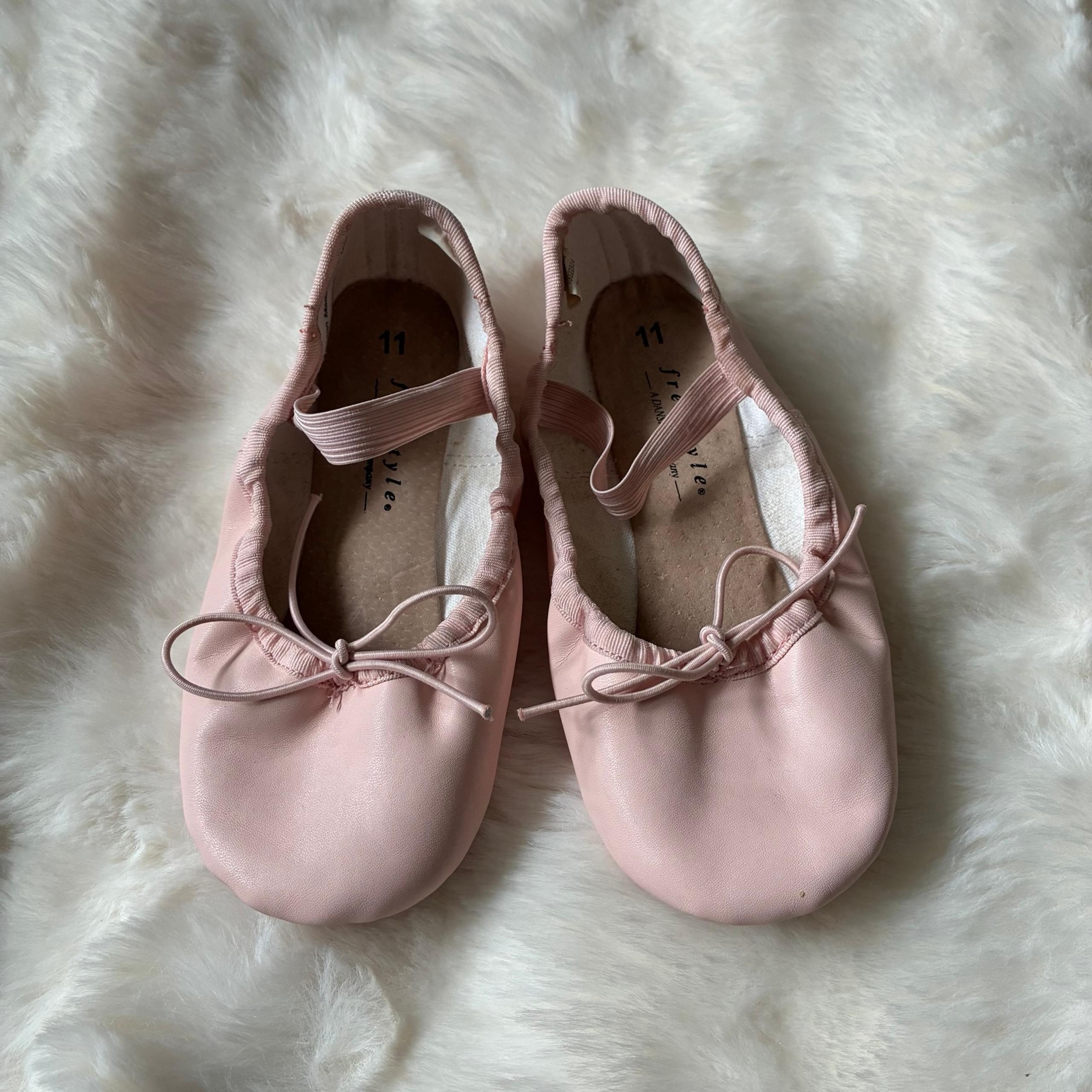 Girls Ballet Leather Sole Dance Shoes Freestyle by Danskin size 11