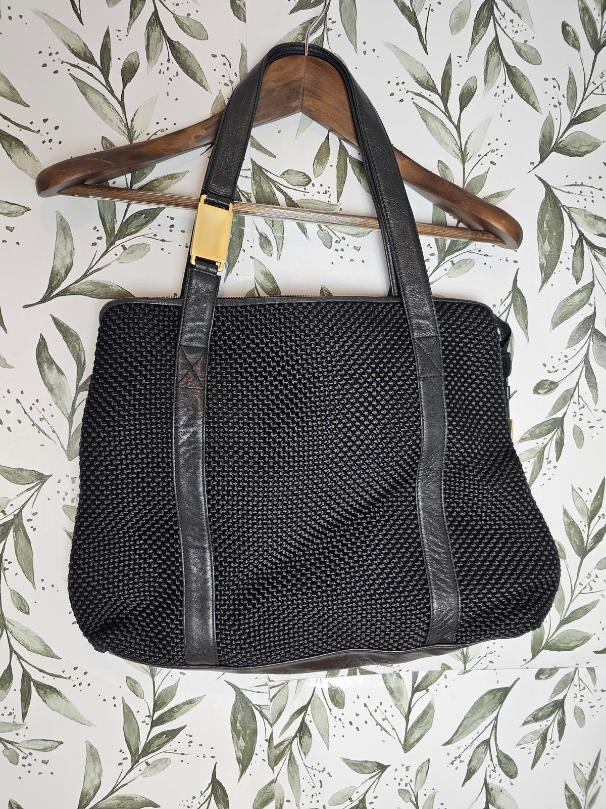 SAmericana by Sharif Tote Bag Black Womens Knit Travel