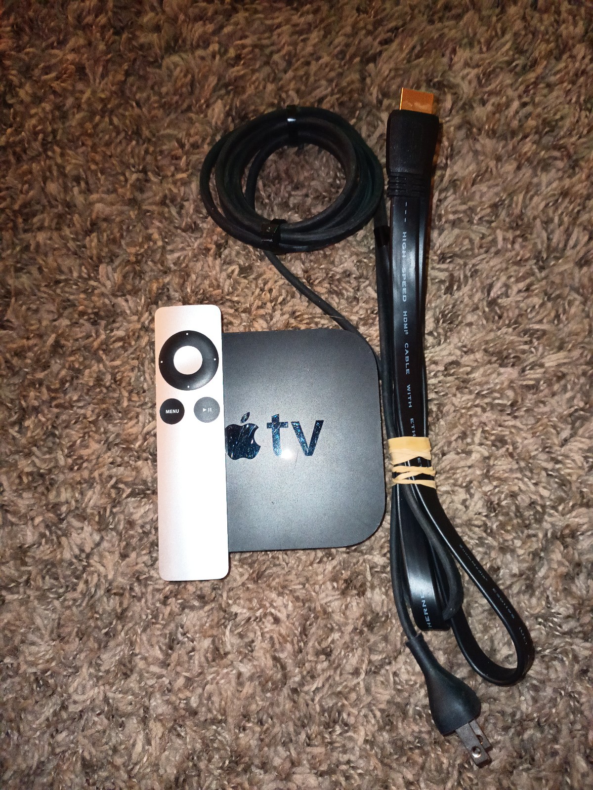 Apple TV 3rd Generation 8GB HD Media Streamer A1469 Remote & Power Cord