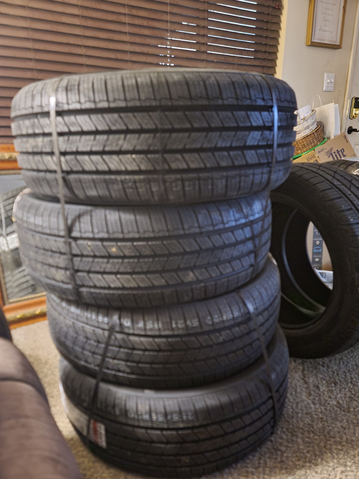 4 brand new suv tires