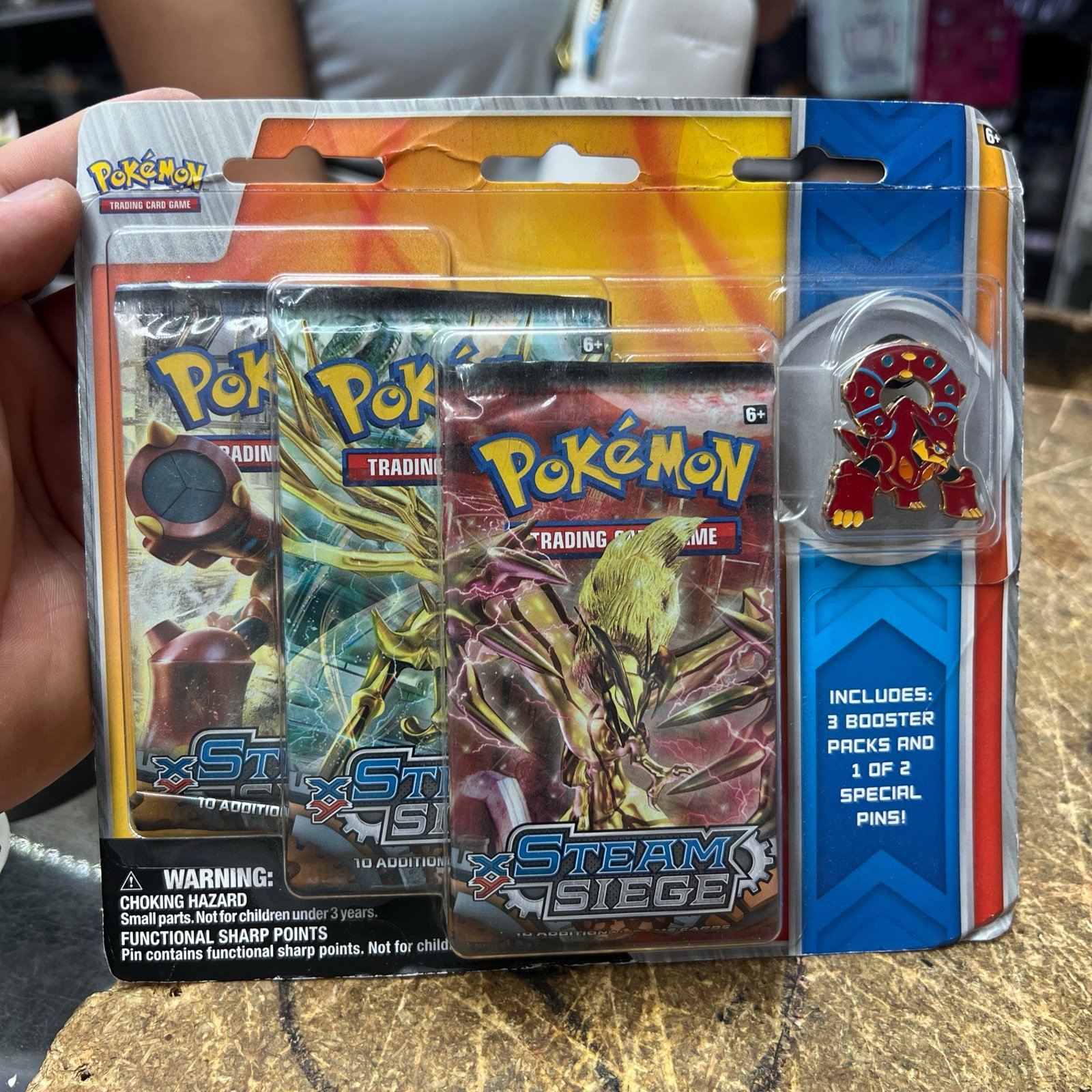Pokemon XY Steam Siege 3 Pack Blister Volcanion Pin Collection