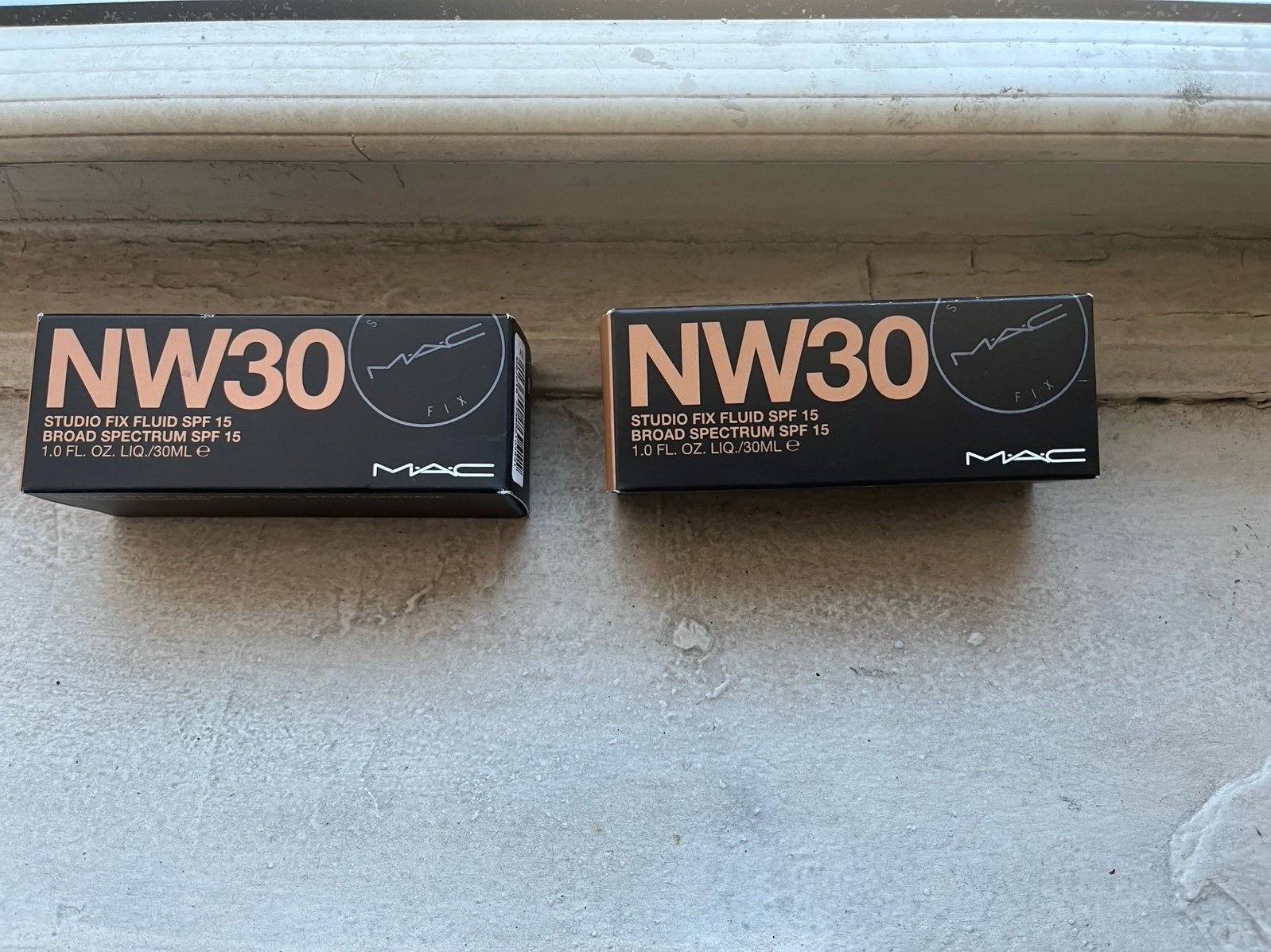 2 MAC studio fix foundation NW30