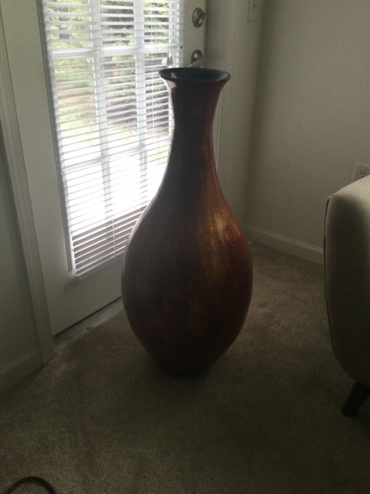 Vase (2) same color