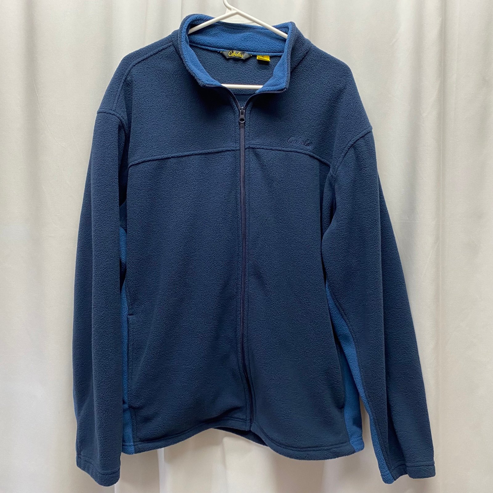 Cabelas Mens Xl fleece jacket full zip blue outdoor warm trail