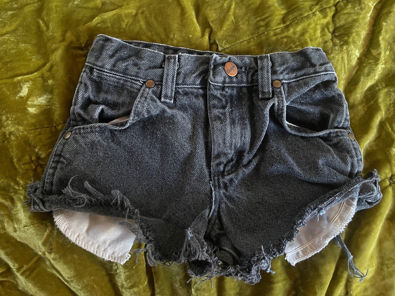 Vintage Distressed High Waisted Wranglers Shorts