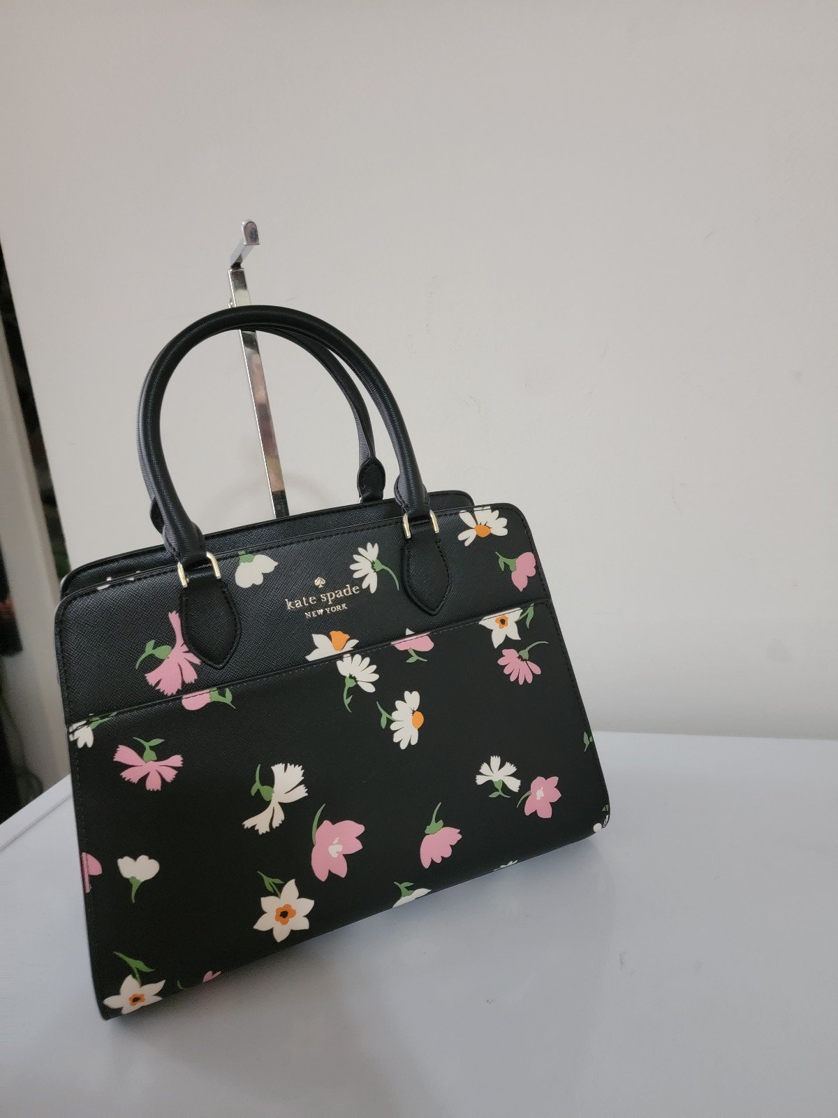 NWT Kate spade Madison Saffiano floral satchel