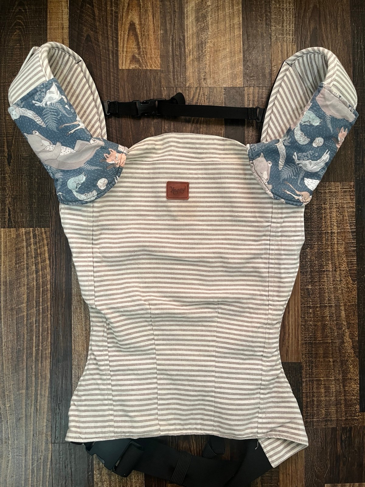 Happy Baby - Stone Stripe - detail