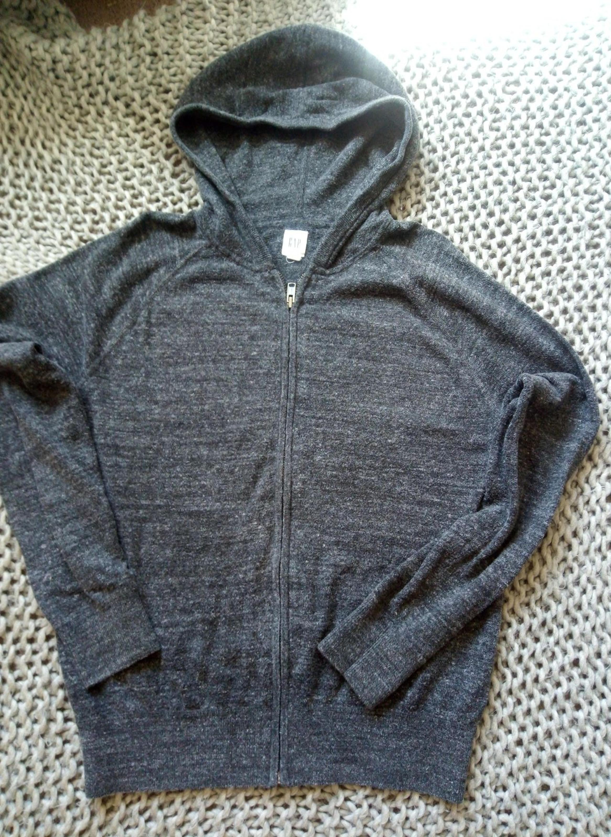 Gap full zip dark grey sweater