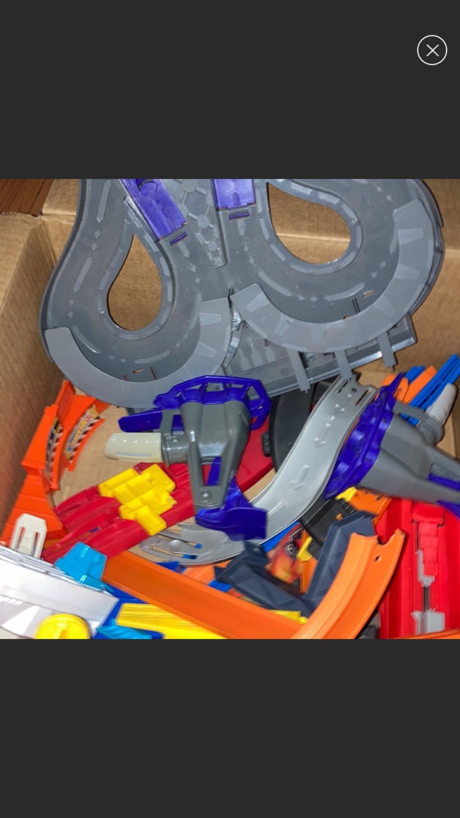Hot wheels tracks and cars