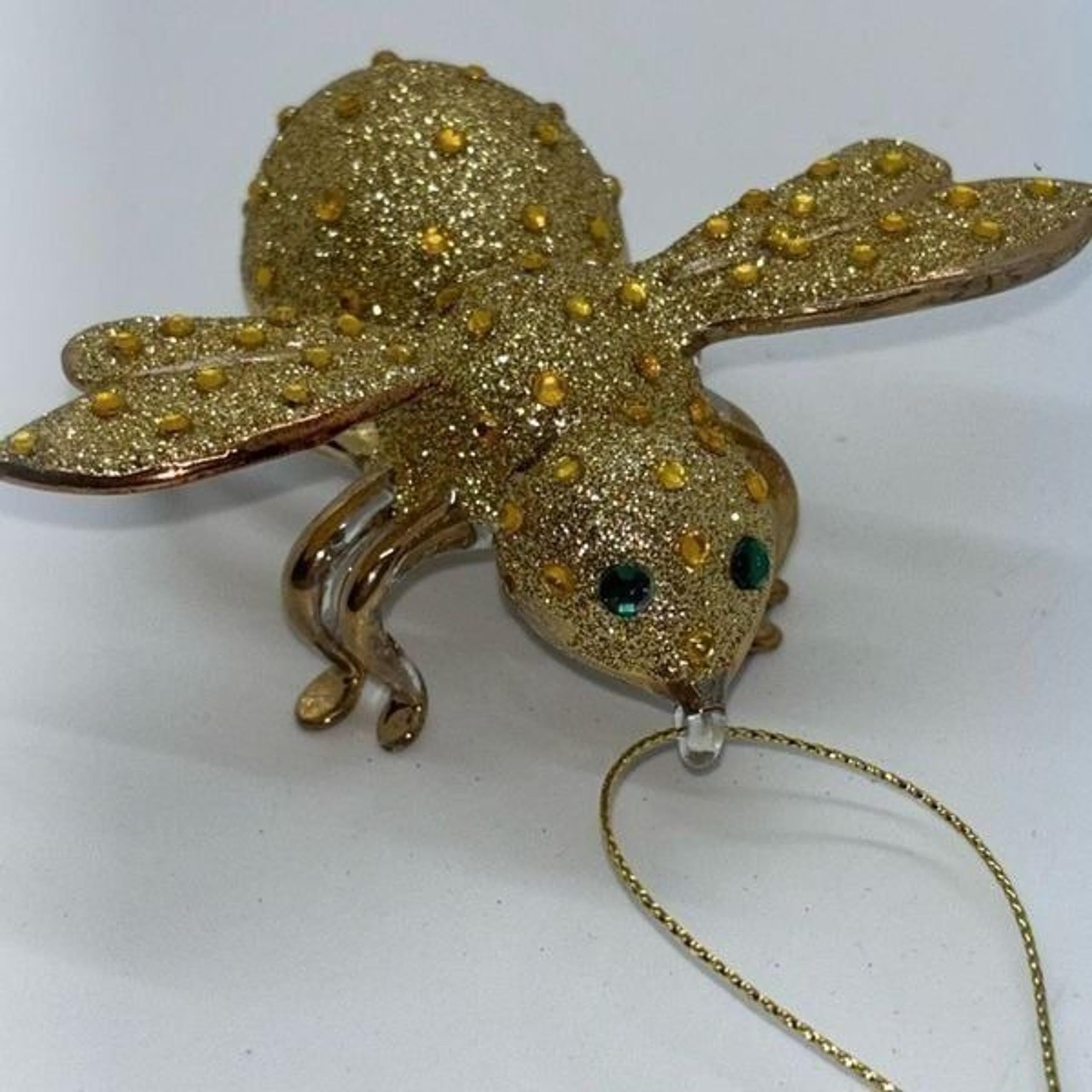 New in box Joan Rivers blown glass bee ornament gold XXV 2015