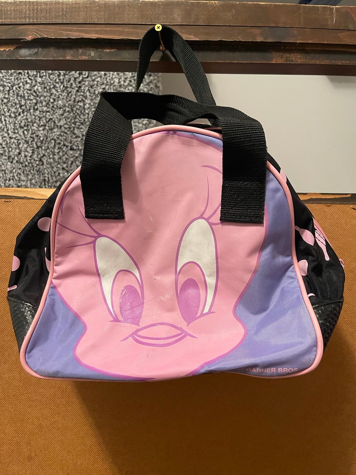 vintage y2k Tweety bowling bag