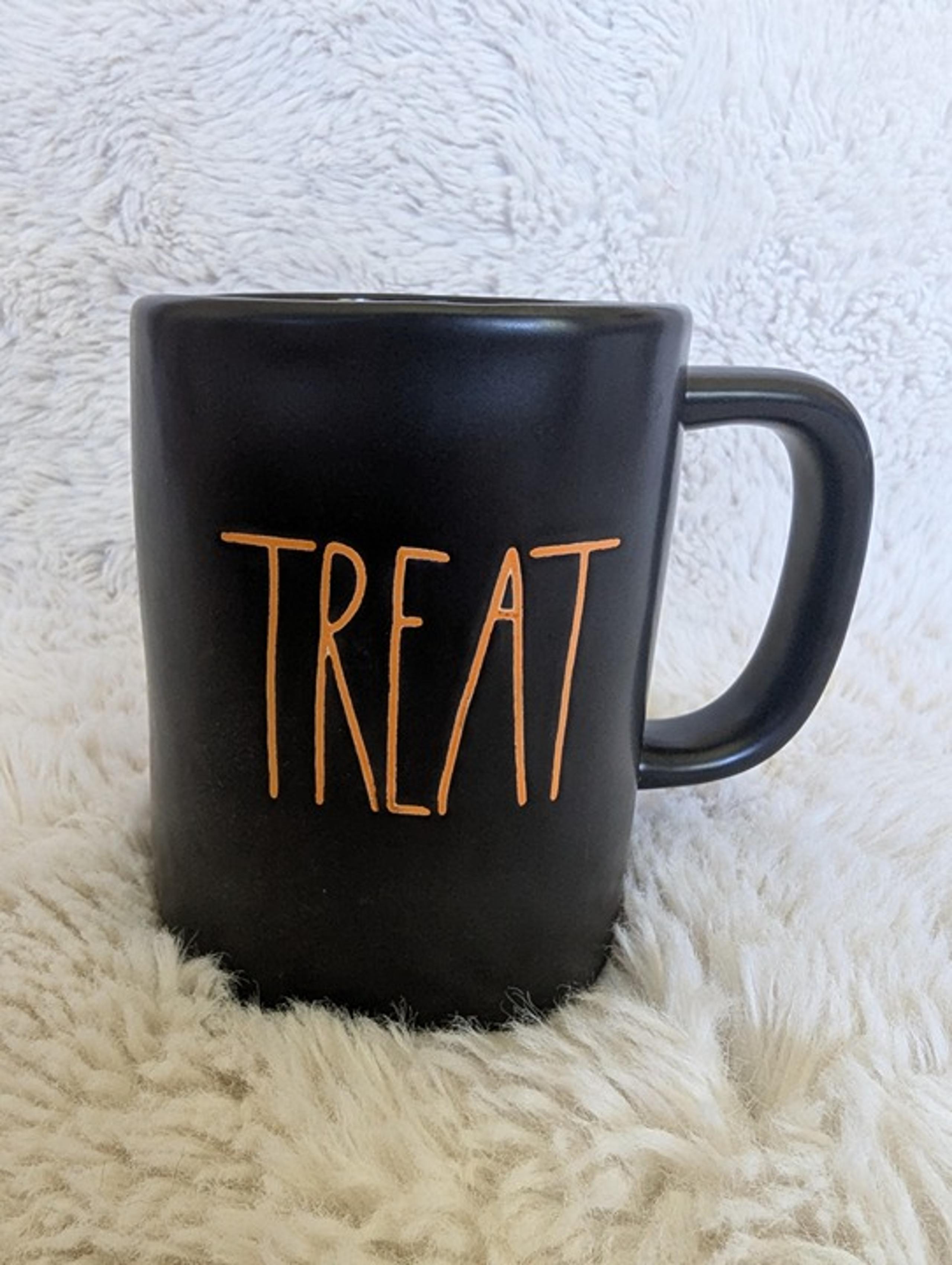 Rae Dunn Trick or Treat mug