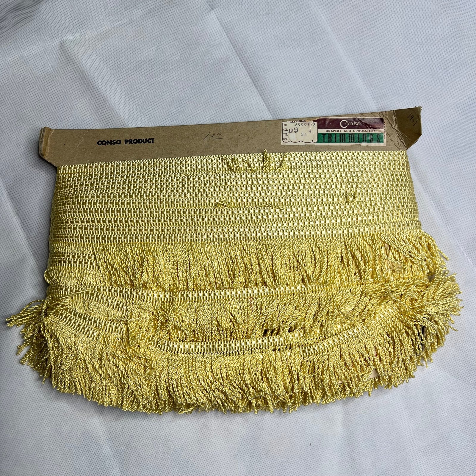 conso drapery and upholstery 36 yards New Trimmings 69997/2