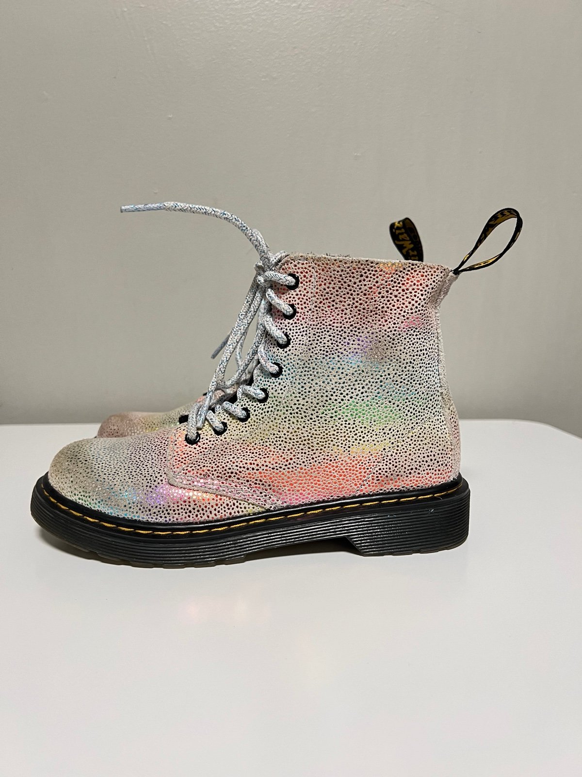 Dr Martens Pascal Y Combat Boots 8 Eye Rainbow Metallic Leather US 2 EU 33