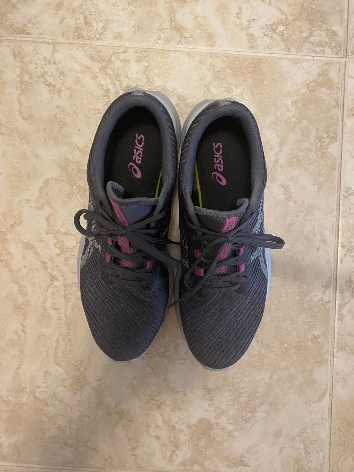 ASICS woman’s sneaker