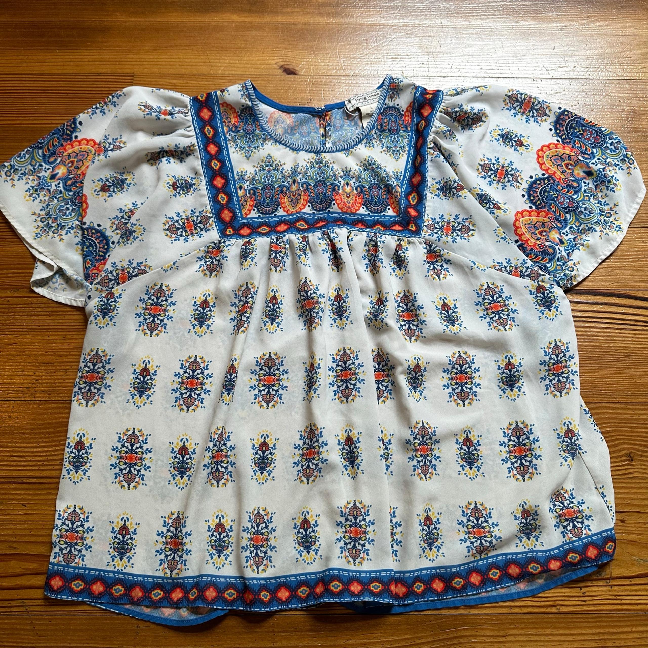 Flying Tomato white blue flutter sleeve boho shirt SIZE L