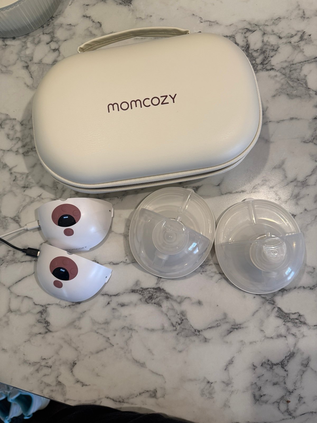 Momcozy