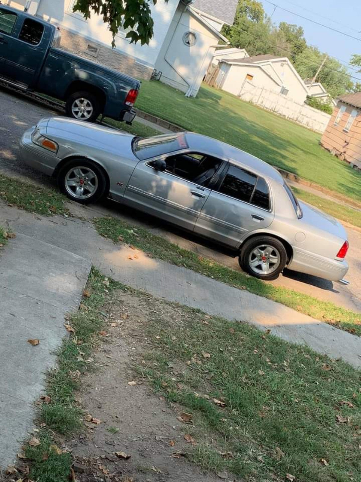 2002 Ford crown Victoria