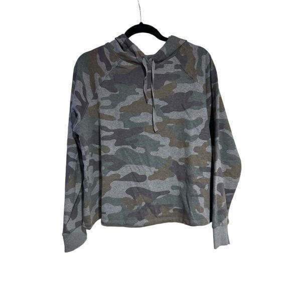 Torrid Tops Womens Size 1 Gray Camo Heathered Rawedge Hoodie NWT