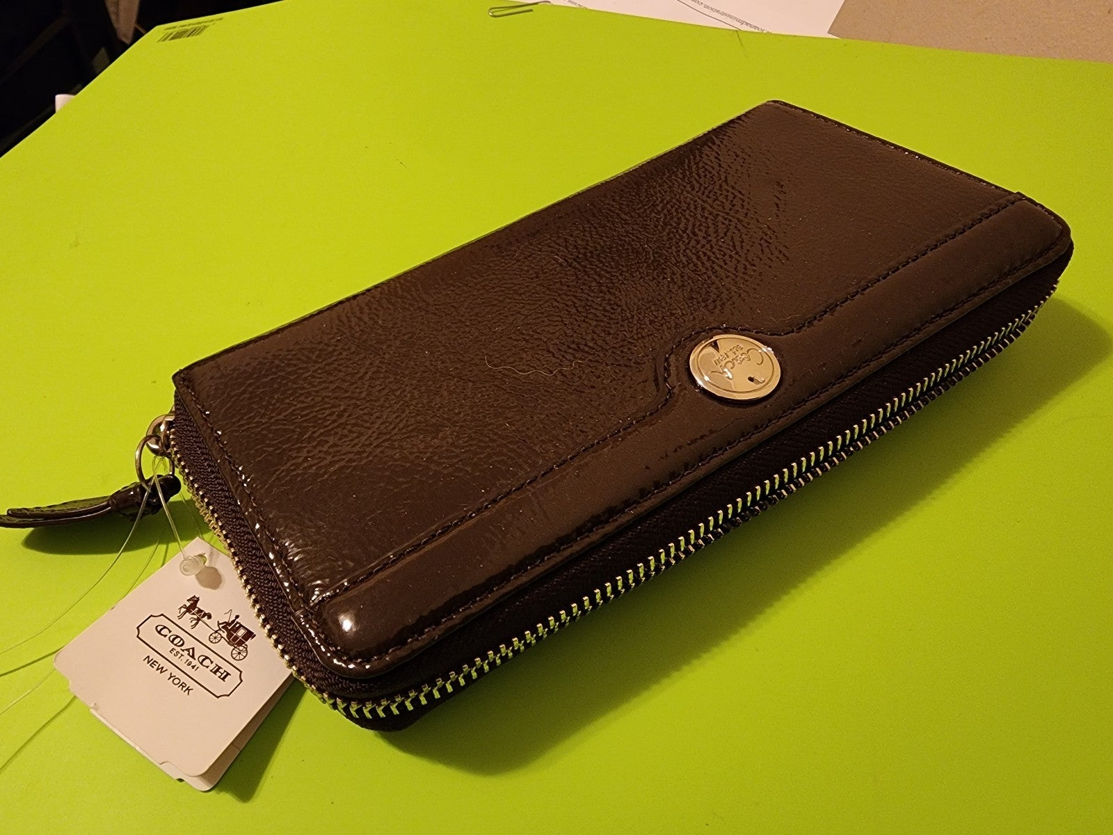 Coach Z GAL PAT Zip Wallet