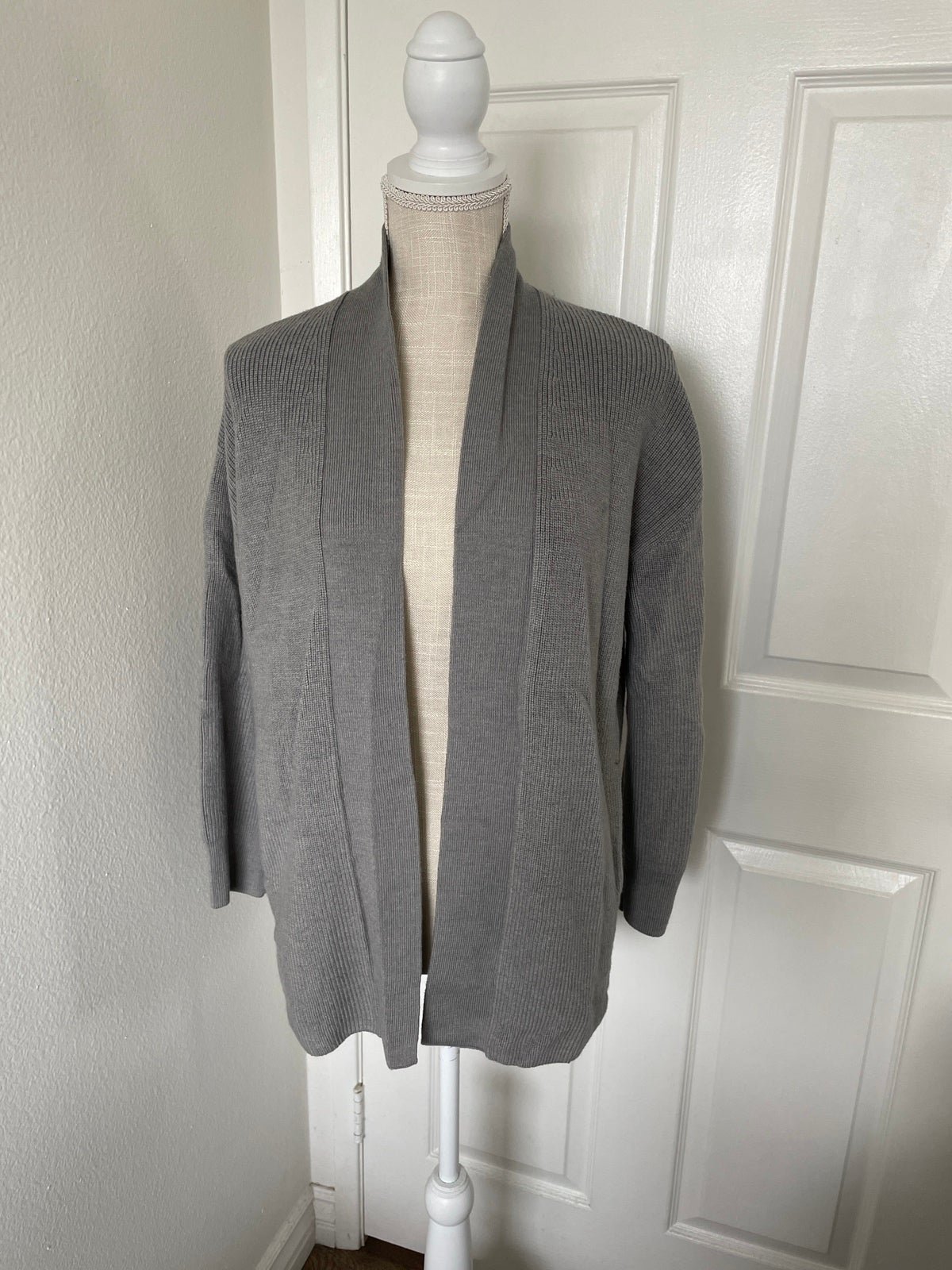 Lululemon merino wool blend gray cardigan