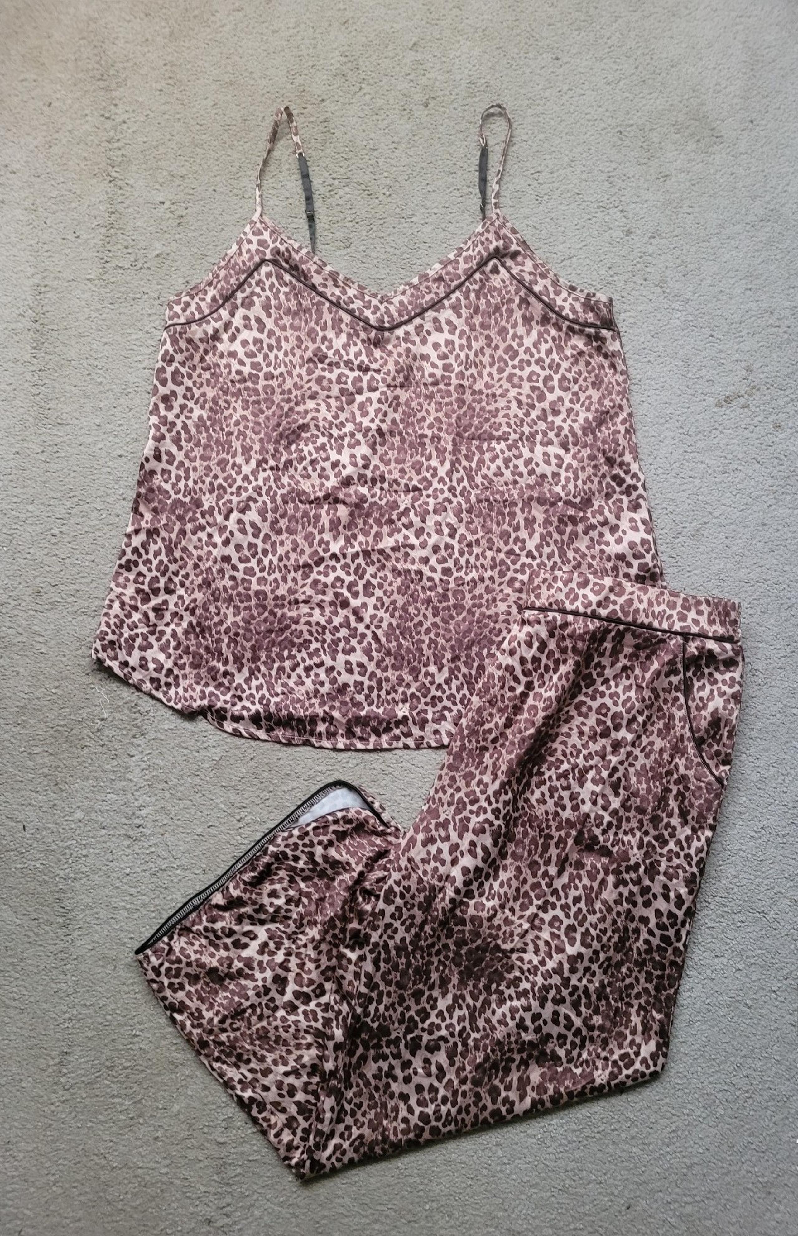 Secret Treasures pajama set medium
