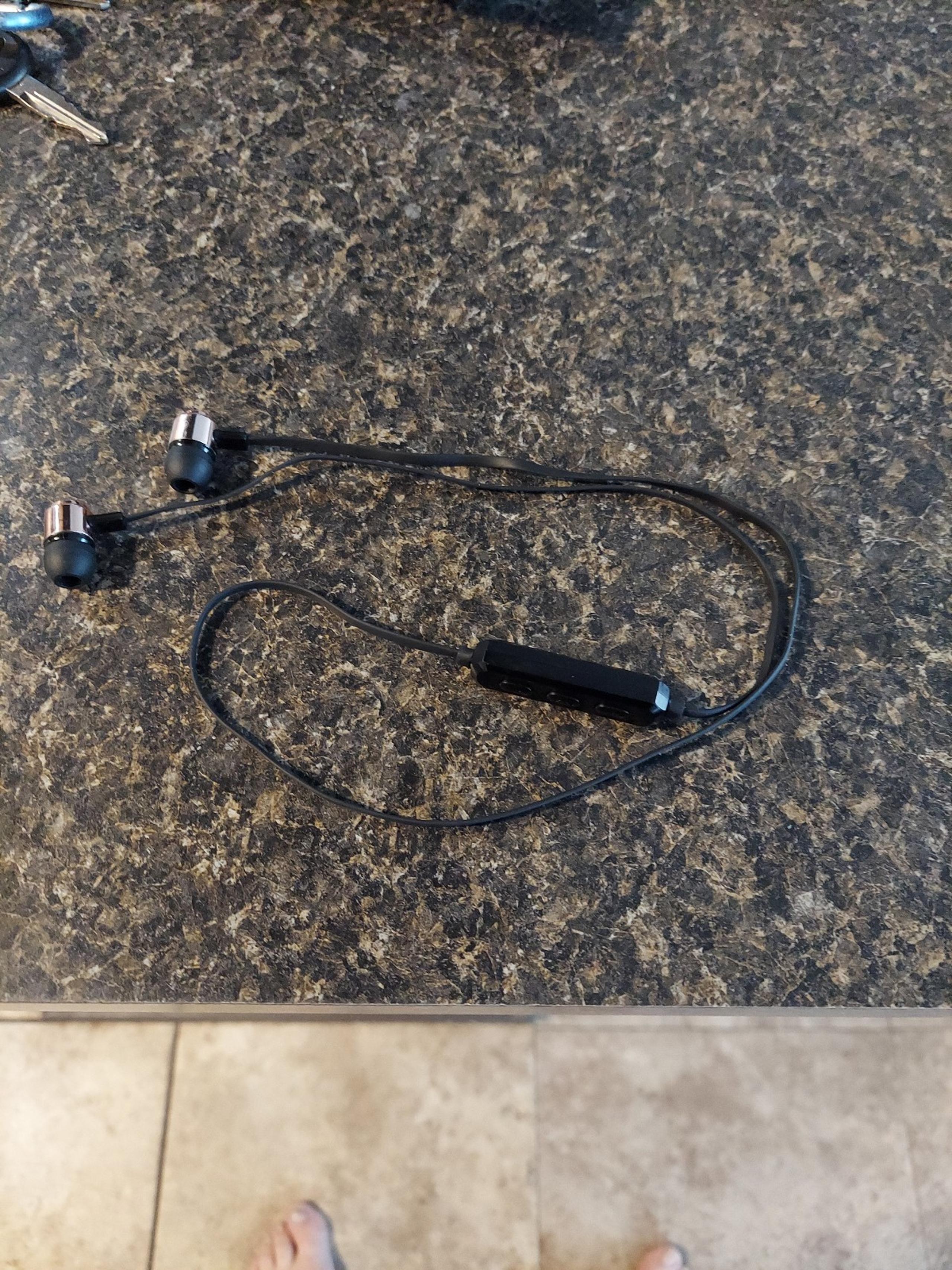 Polaroid earbuds bluetooth headphones