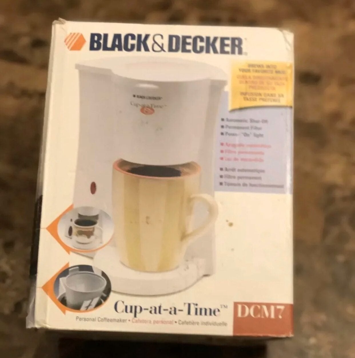 DCM-7 One Cup Coffee maker