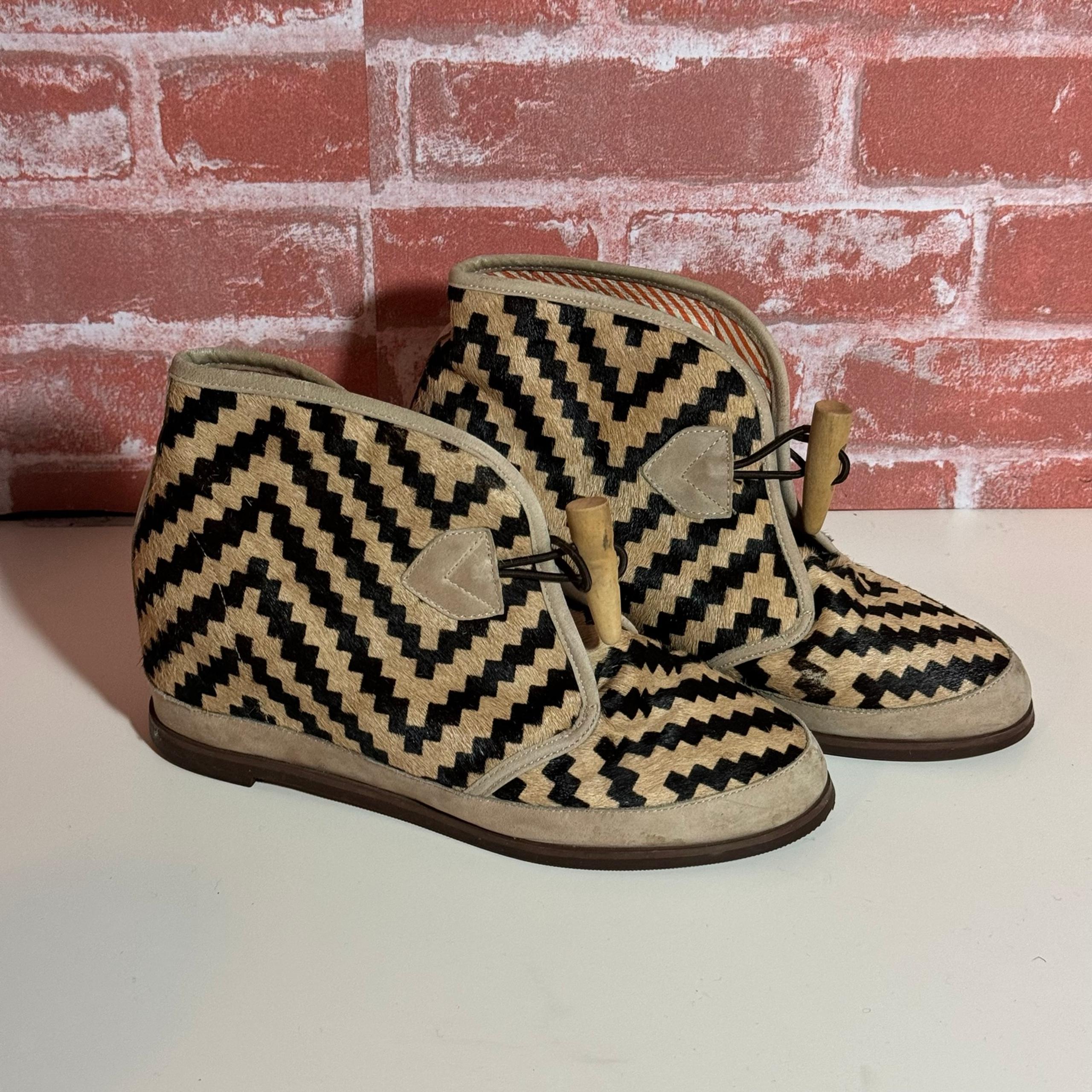 8020 Geometric Ankle Boots - 7.5
