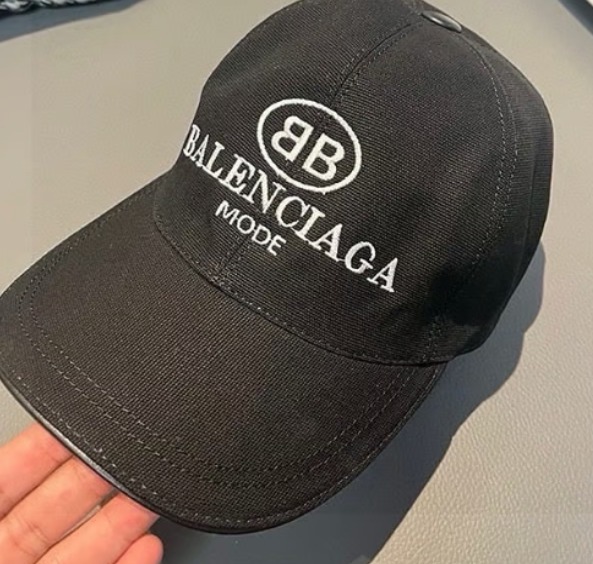 Baseball caps