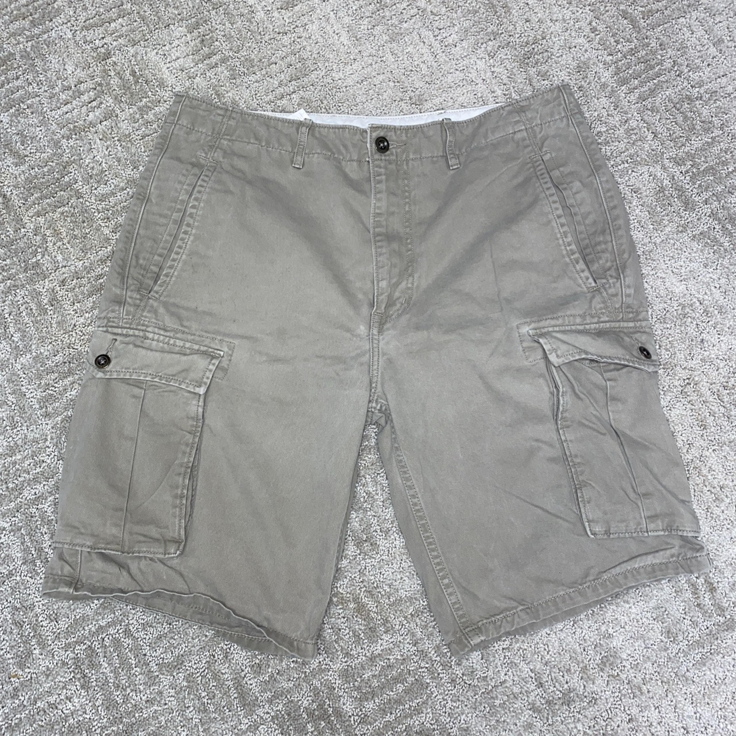 Levi's Shorts Mens 34 Beige Cargo Utility Casual Outdoors Pockets Baggy Loose