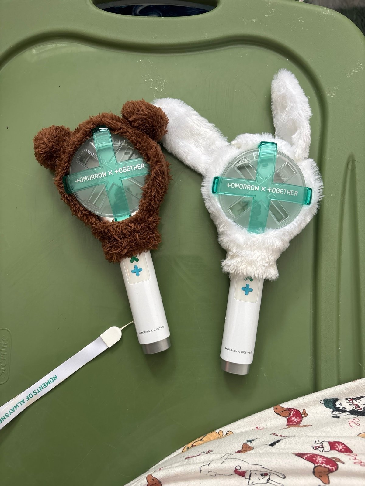 TXT light stick MOA