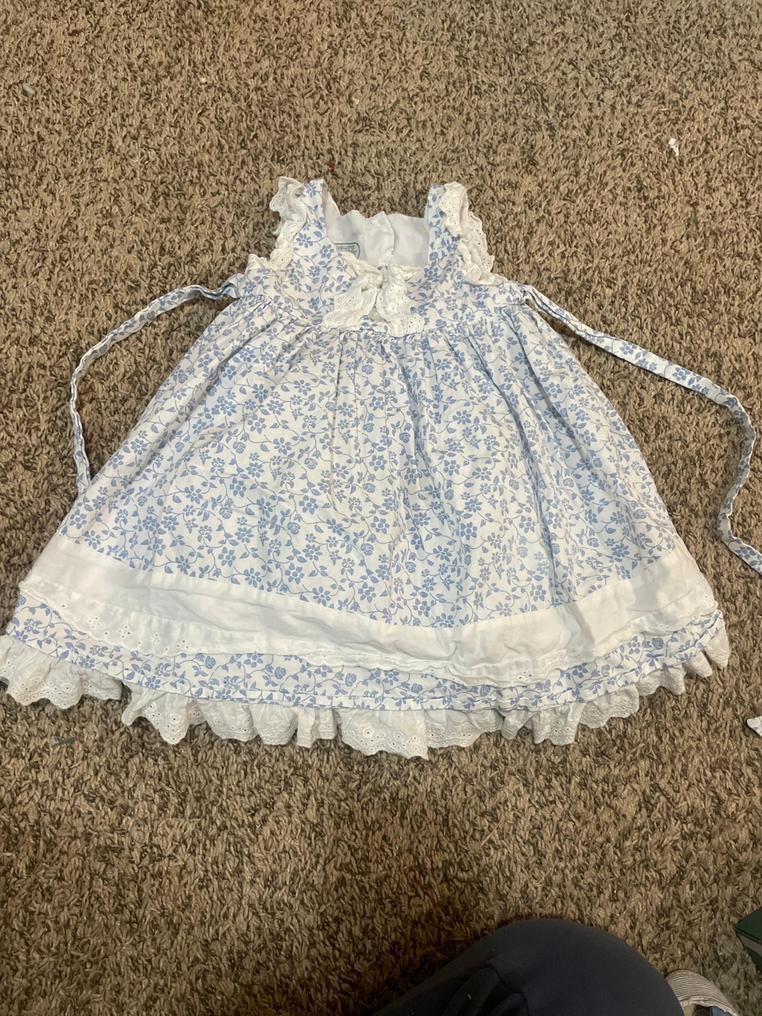 Laura Ashley baby girls dress size 18 months