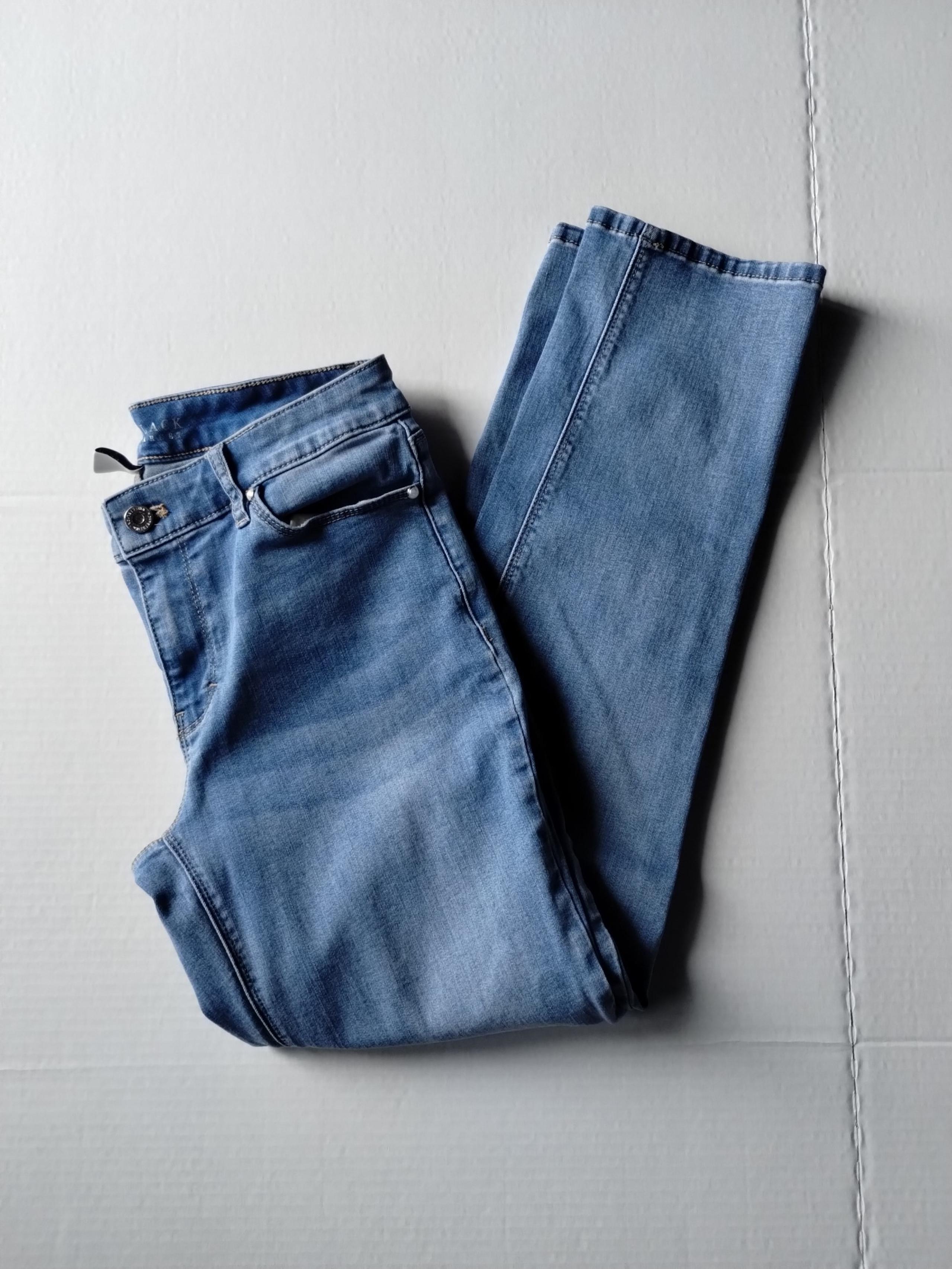 WHITE HOUSE BLACK MARKET Women's Jeans Size 4 Stretch for Comfort