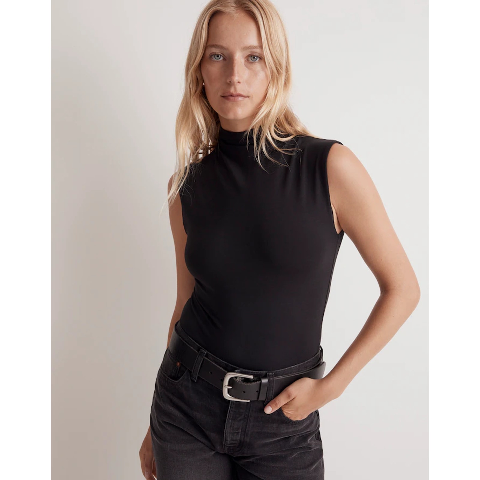 Madewell Funnel neck Cropped Muscle Tee Medium
