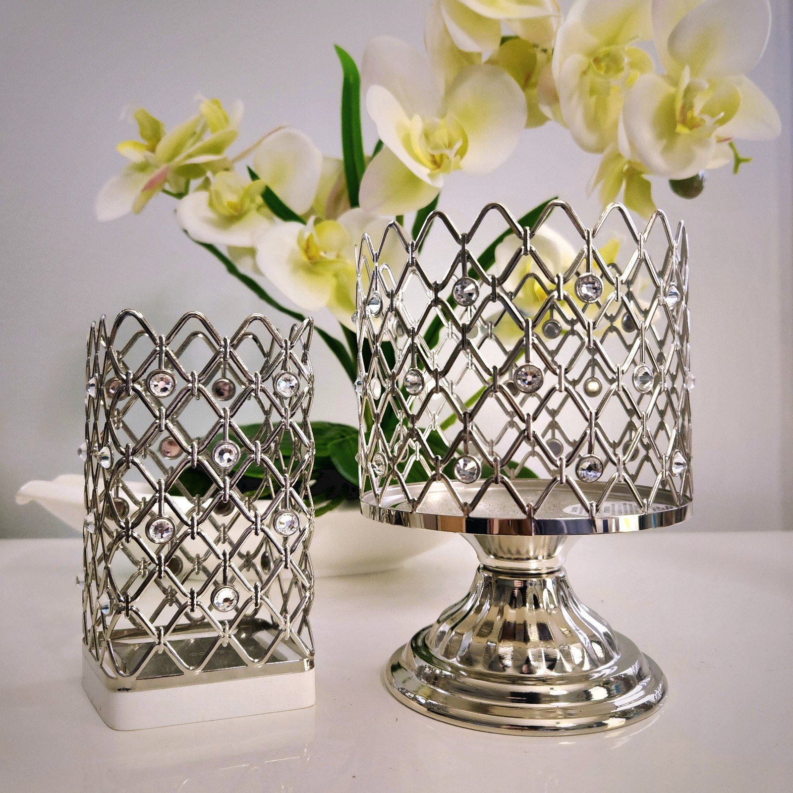 Dangling gems 3-wick candle holder and soap holder set. Bath and body works