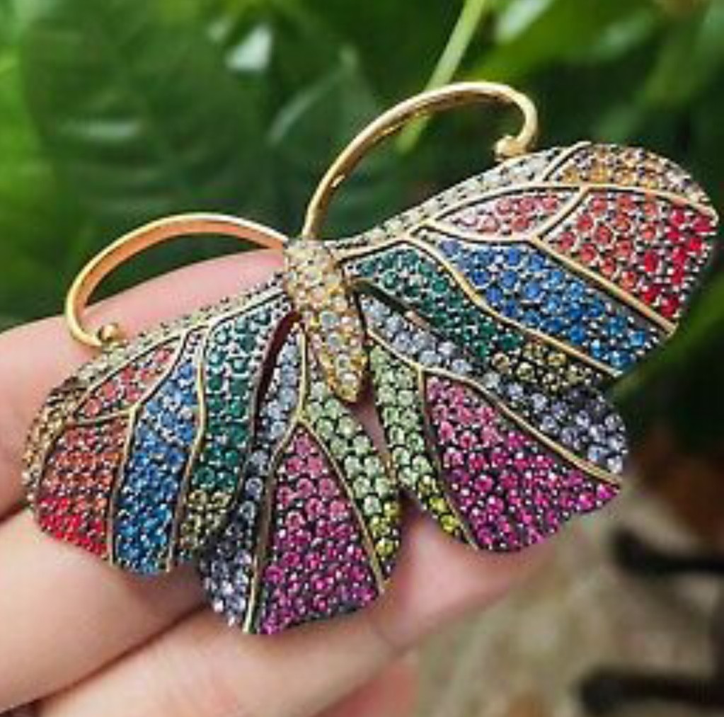 JOAN RIVERS Colorful BUTTERFLY crystals Gold Tone PIN BROOCH Signed 3