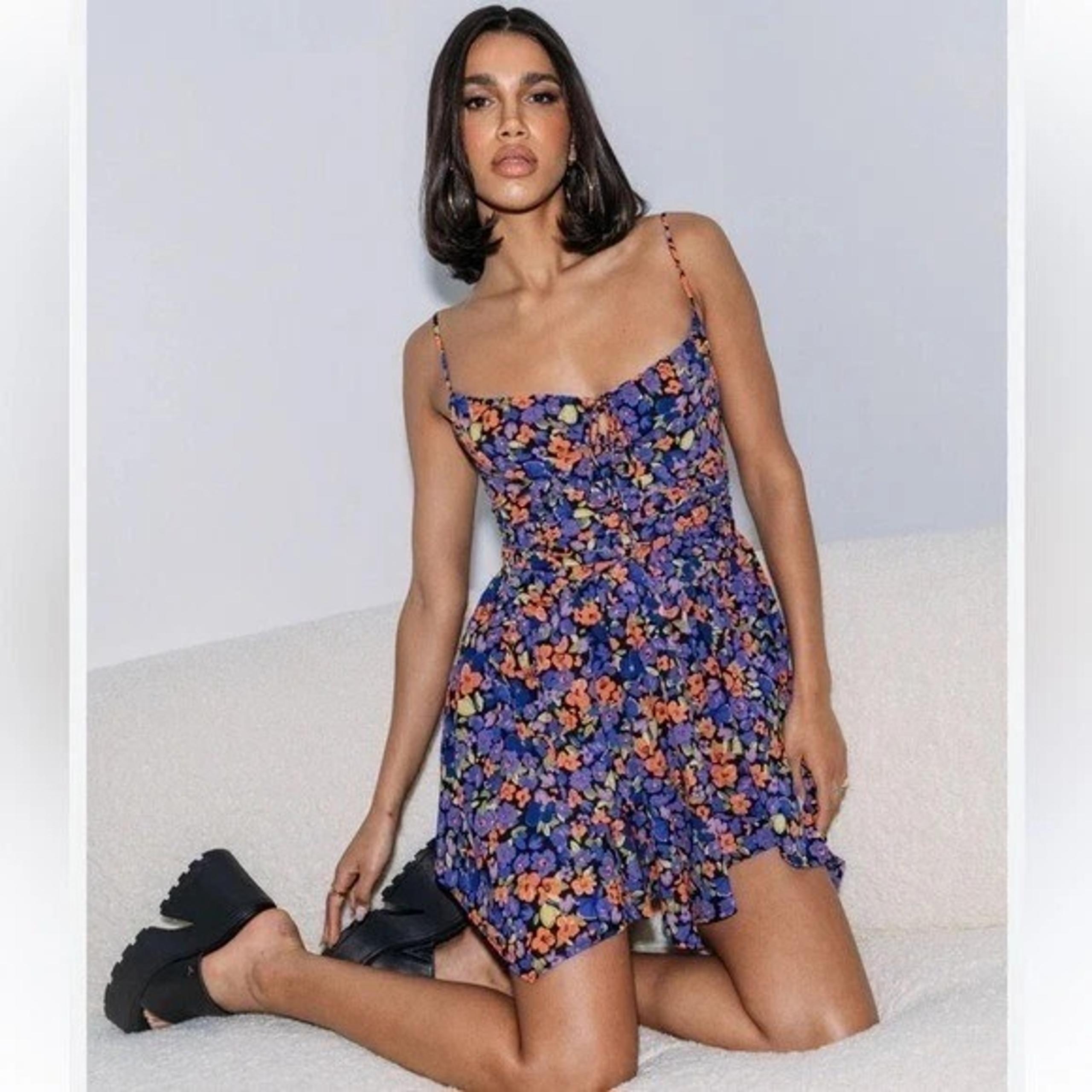 Trixxi Smocked Waist Barrett Blue Floral Print Babydoll Top Mini Dress Small