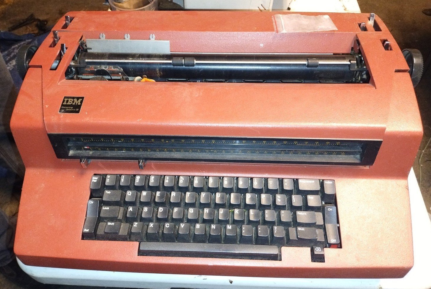 VINTAGE IBM CORRECTING SELECTRIC III ELECTRIC TYPEWRITER