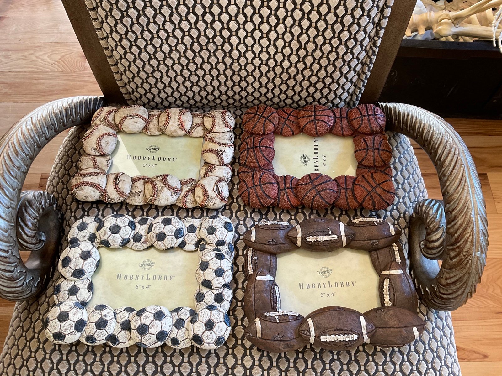 Picture frame sports lot