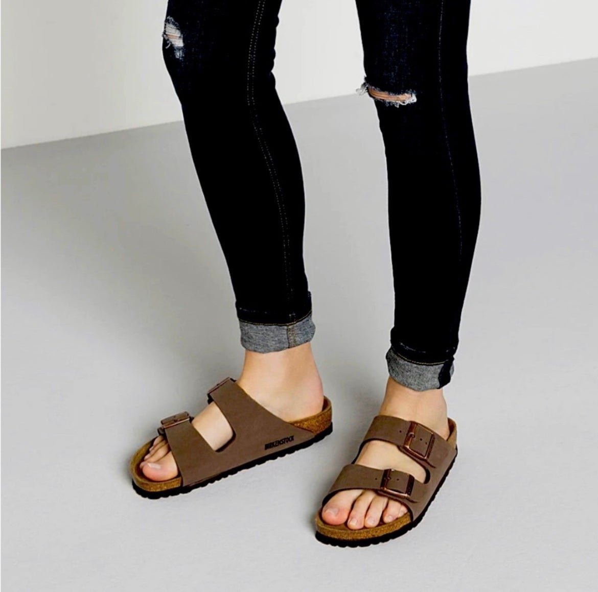 Birkenstock Arizona Sandal Women's narrow fit women’s size 9 （40）