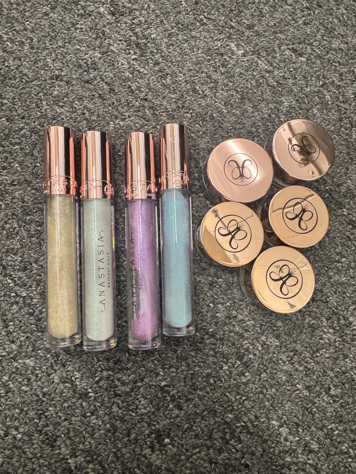 Anastasia Beverly Hills Universal Luminous Tinted Lip Gloss bundle