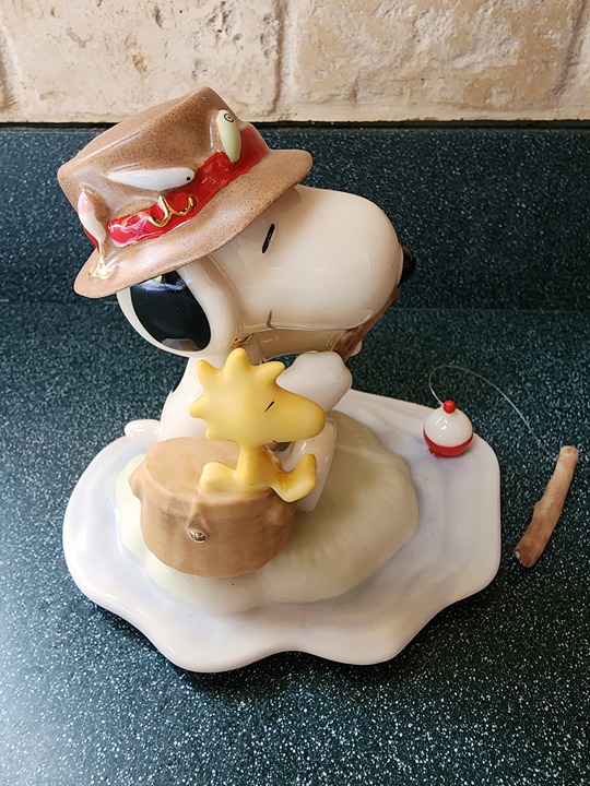 Lenox Snoopy and Woodstock Fishing Buddies Figure