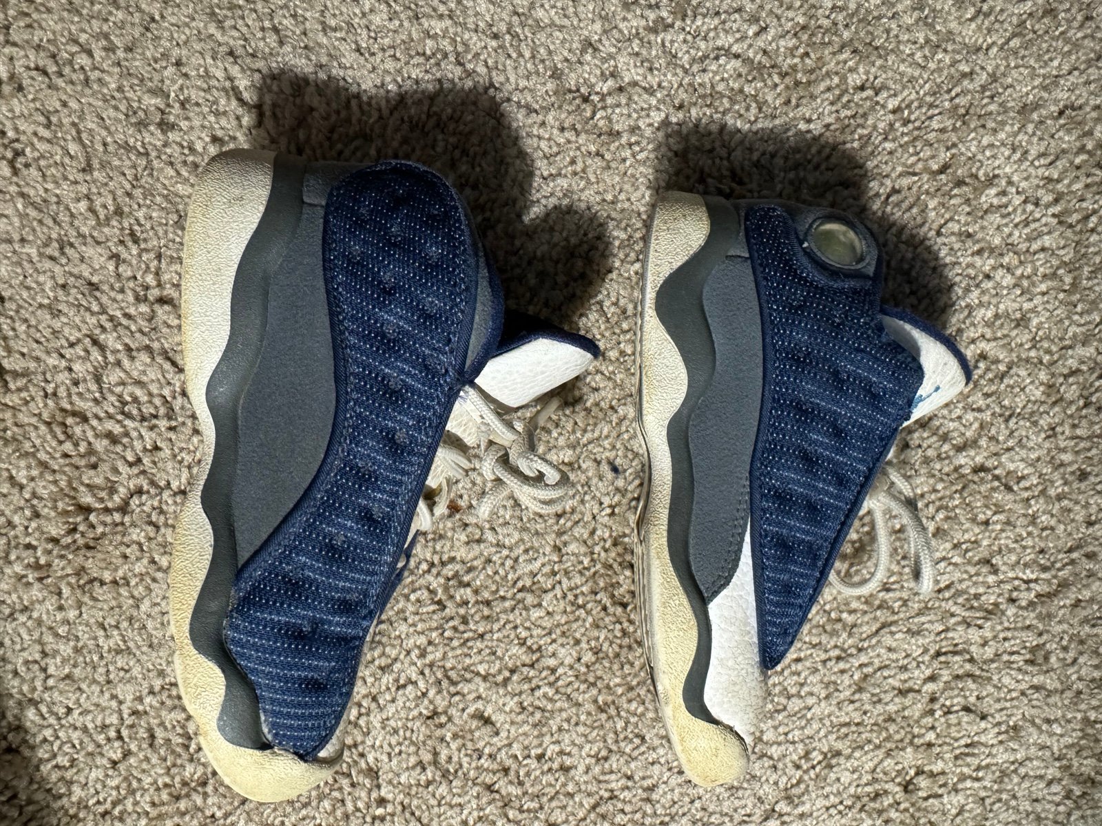 Navy Jordan 13 9c