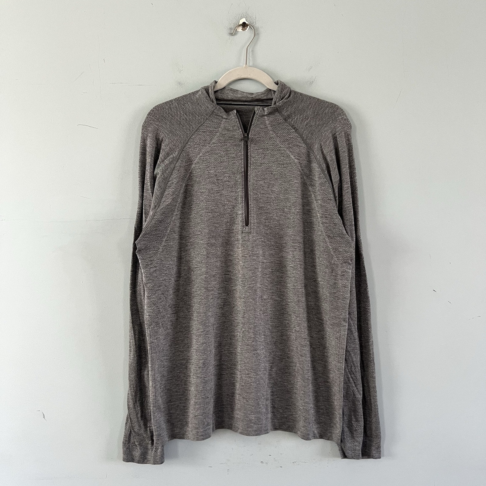 Lululemon Metal Vent Tech 1/2 Zip 2.0 Pullover Gray Mens Athletic Long Sleeve