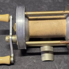 Rare Vintage Shakespeare 1922 TOURNAMENT Fishing Casting Reel Jeweled 100 YDS