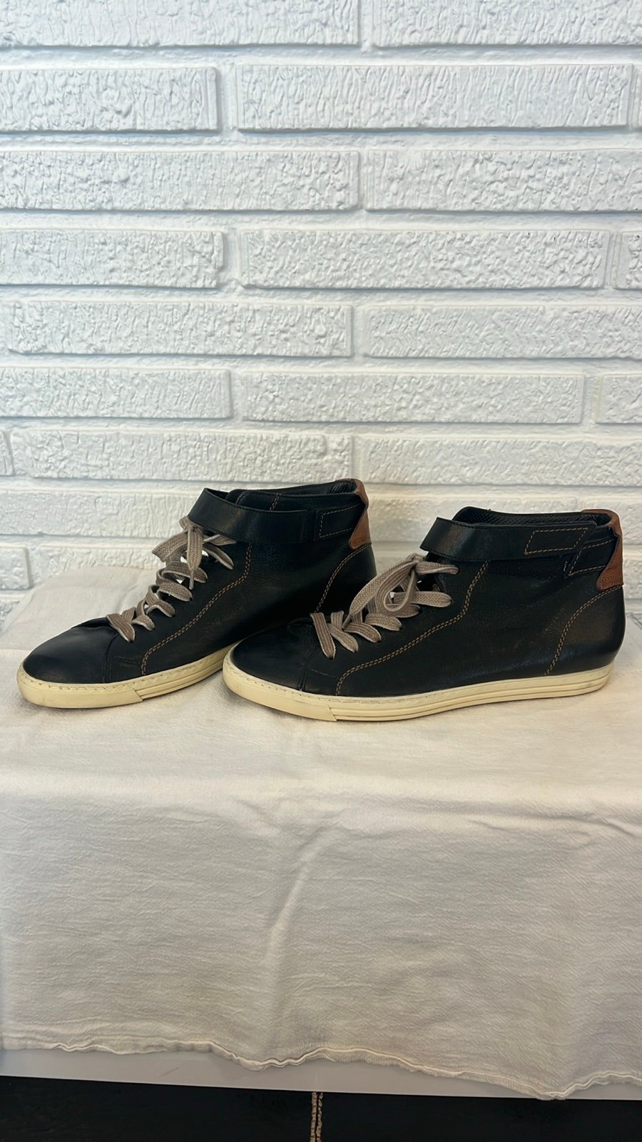Paul Green High Top Leather Sneaker