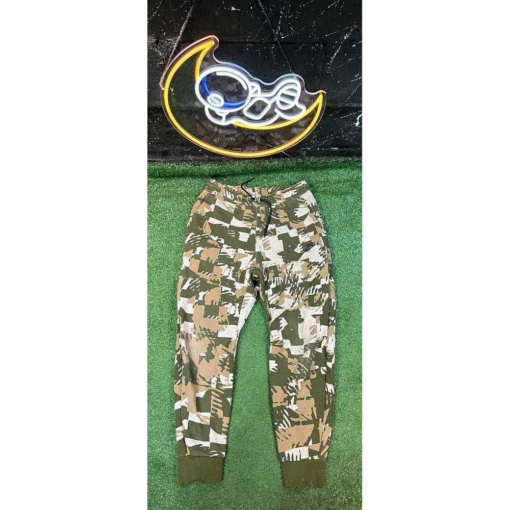 Nike Sportswear Tech Fleece Jogger Men's Sz M Pants Light Bone Green DM6472-072